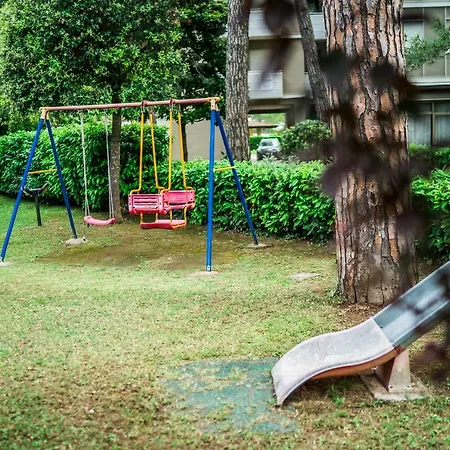 Otel Ambassador Meuble