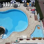 Hotell Ambassador Meuble 3*