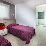 Ambassador Meuble Hotell 3*