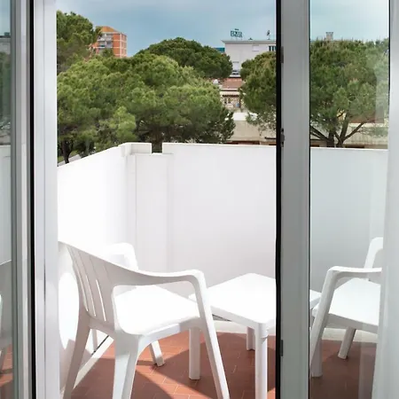 Ambassador Meuble Hotel