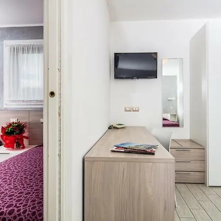 Ambassador Meuble Hotel