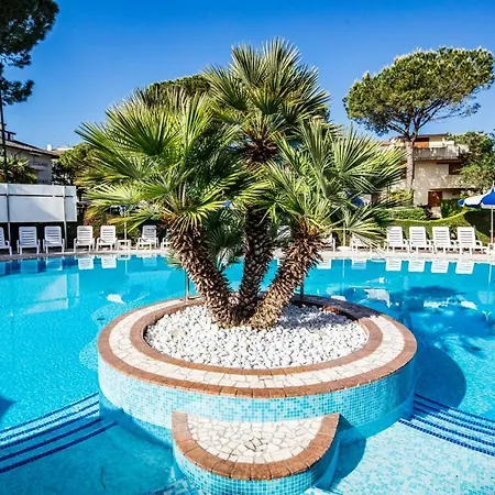 Ambassador Meuble 3* Lignano Sabbiadoro