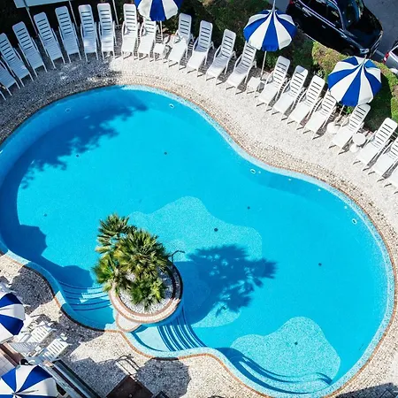 Ambassador Meuble Hotel 3*